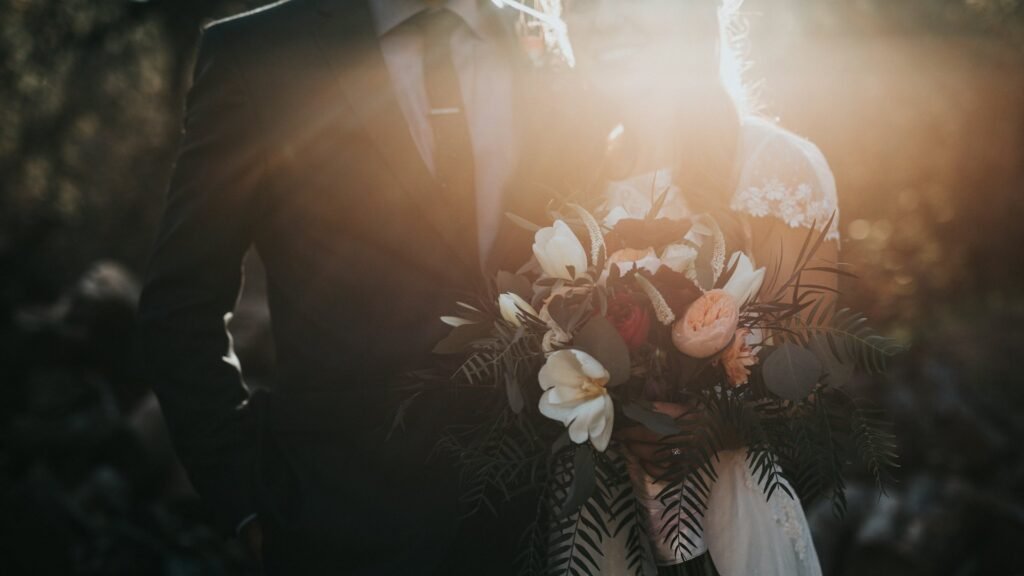 Boda civil y religiosa - Flora Lunar